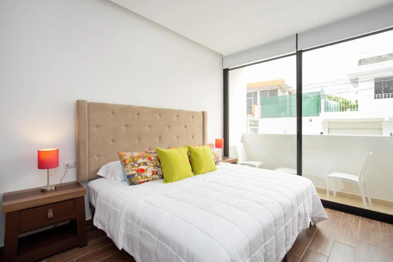 Edificio Vanessa 24 Studios Playa del Carmen Apartment