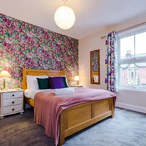 charming-sheffield-cosy-house.yorkshirehotels.net/